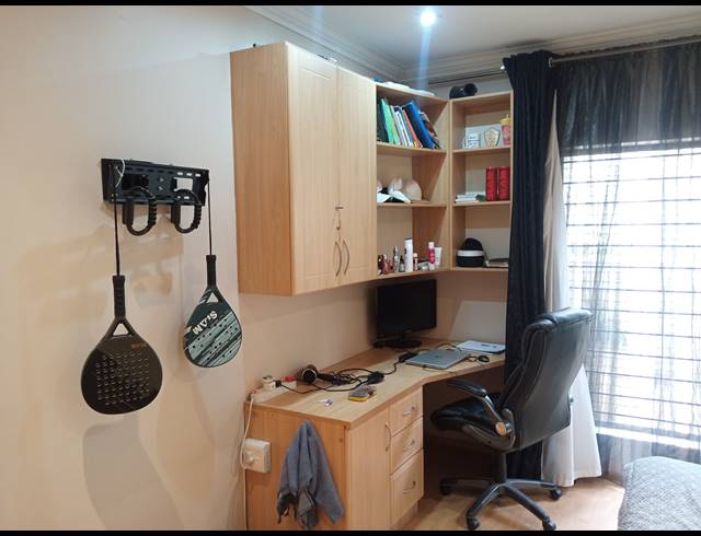 4 BEDROOM FREEHOLD FOR SALE IN RYNSOORD